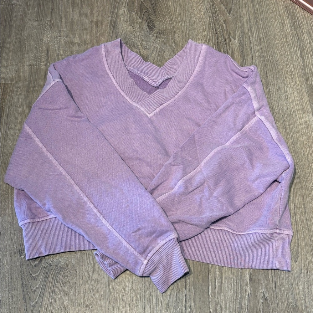 Aerie purple v neck sweater
